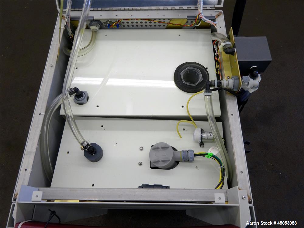 Used Distek Dissolution Vessel Washer, Model VIP4400