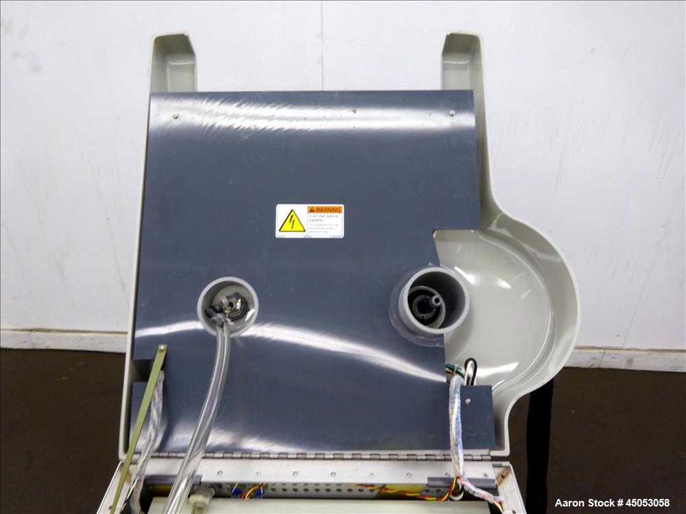 Used Distek Dissolution Vessel Washer, Model VIP4400