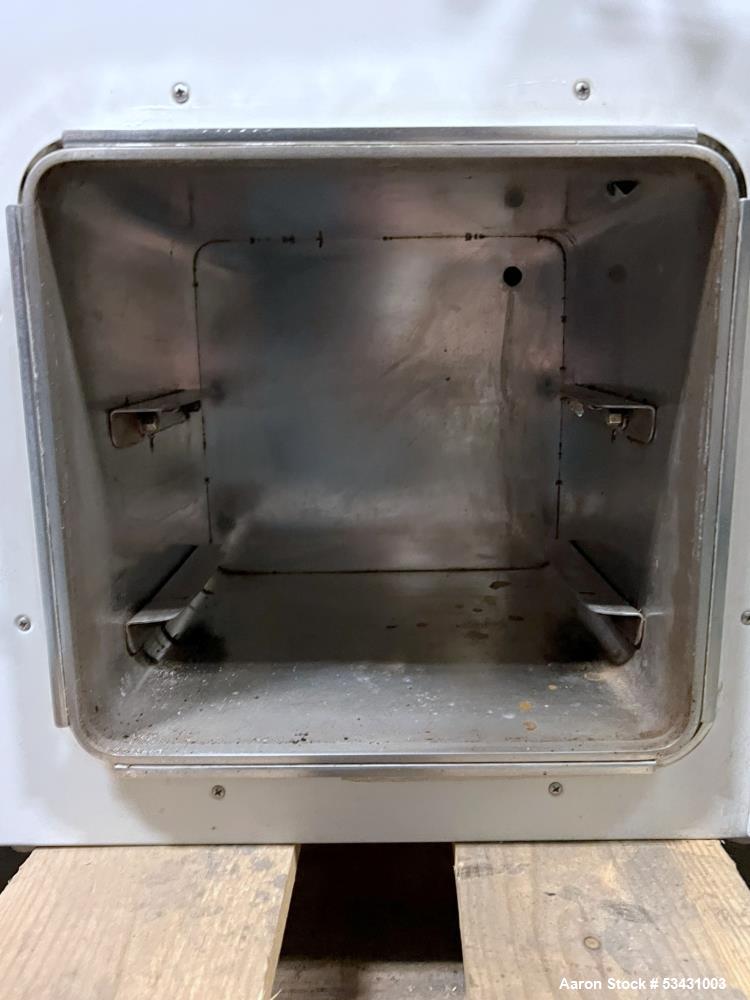 Thermo Scientific (Kendro Lab Products) Model VT 6025 Vacutherm Oven