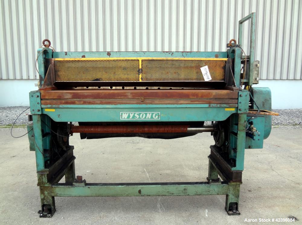 Used- Wysong Power Squaring Shear, Carbon Steel. 72" Wide Cutting Length. Driven by a 5hp, 3/60/230/460 volt, 1740 rpm motor...