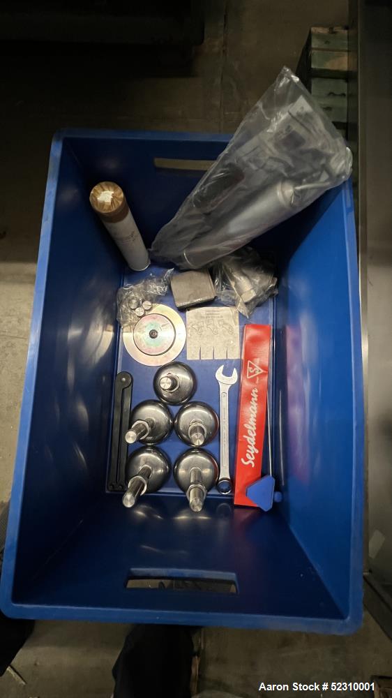 Unused- Seydelmann K 124 Vacuum-Cooking-Cutter, Model K 124 H AC8 VAK, 120 Liter capacity. Vacuum and cook capacity. All stainless steel construction. Multi speed Bowl and knives. Full set of knives,...