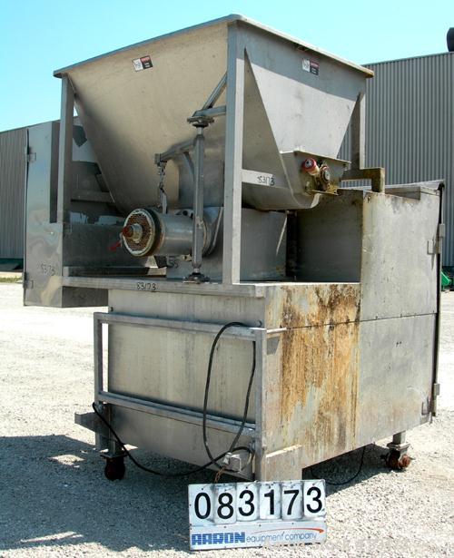 USED: Weiler Agitated Self-Feeding Grinder, model 1109. 304 stainless steel. Approximately 50 cubic foot tub with a 16" diameter screw. Driven by a 5 hp, 3/60/230/460 volt, 1160 rpm motor thru a redu...