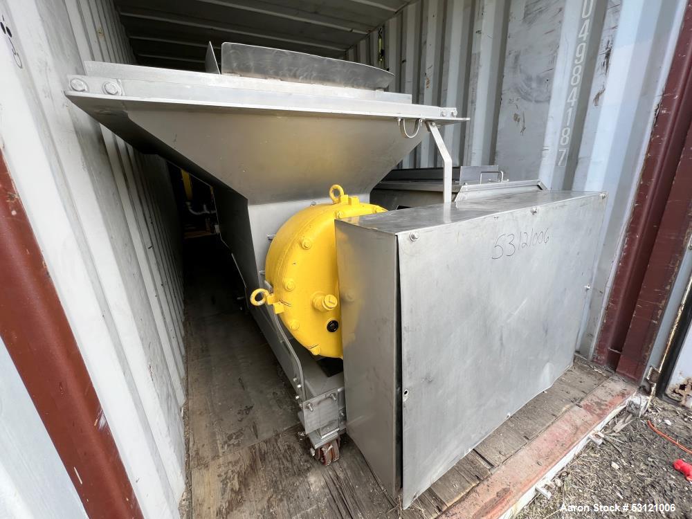 Used Wolfking Meat Grinder – 200 HP, Carbon Steel Crushing Screw