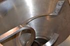 Used Handtmann Vacuum Filler, Model VF10-50, Code 65/25, Carbon steel. Top feed hopper with mixing arm, driven by a 0.55kw, 3/60/200 volt, 1700 rpm motor. Removable vane feeder driven by a 1.5/4.4kw,...