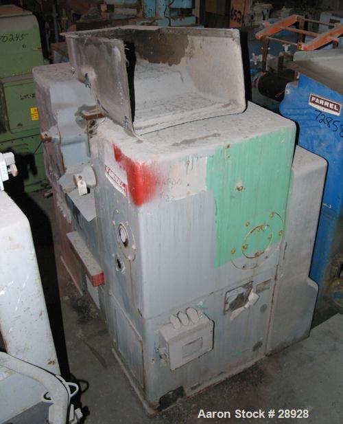 USED: Farrel horizontal two roll mill. 6" x 13" cored rolls. Fixed aluminum end guides and mill pan. Knee safeties. Hand-micro adjustments. 1.4:1 friction ratio. Roll speed front 13-24 rpm, rear 18-3...