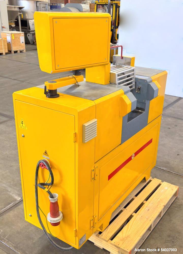 Used LabTech 2-Roll Mill LMR-S 110/3E – 110?mm Chromed Rolls, Electrically Heated