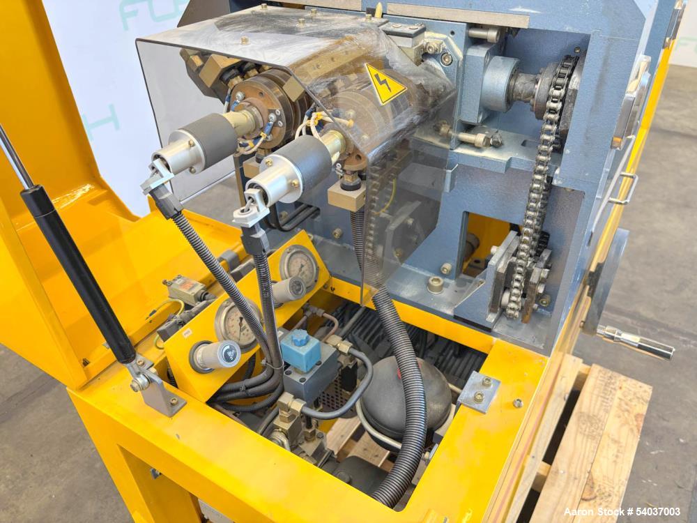 Used LabTech 2-Roll Mill LMR-S 110/3E – 110?mm Chromed Rolls, Electrically Heated