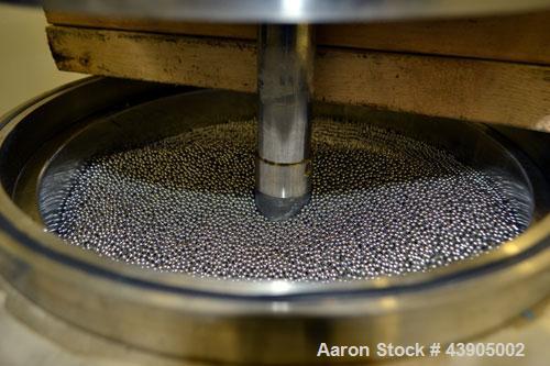 Used Union Process Szegvari Circulation Attritor Mill, Size Q6, Type CIRC, 316 Stainless Steel. Grinding tank capacity 8.2 gallons, media volume 7.5 gallon. Carbon steel jacket, attritor shaft, split...