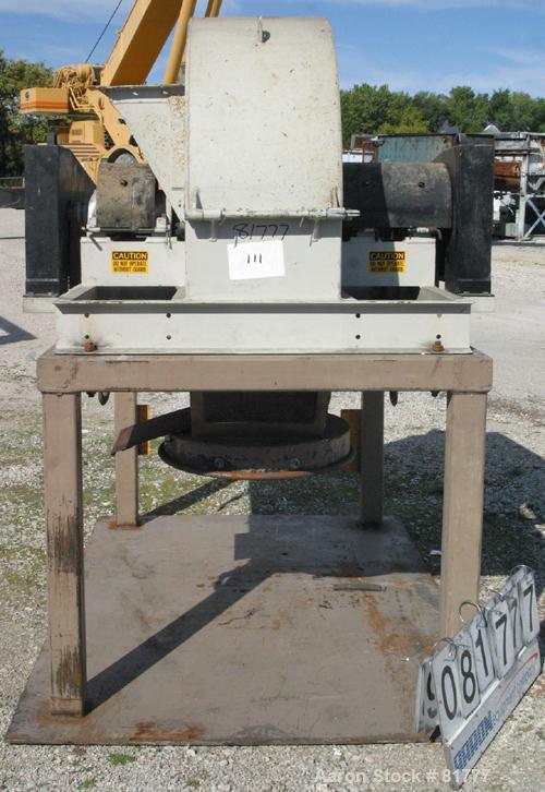 USED: Stedman multi-row cage mill, model Y30H3-00. Carbon steel. 30" diameter x 12" wide 4 row counter rotating cages. Cage pins are 1" diameter. Rated approx 3 tph, 1/2" max feed size. 10 hp and 15 ...