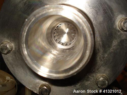 Used Admix Inline High Shear Pump, model BSP 24C, 316 stainless steel. Approximately 10 to 30 gallons per minute capacity, tip speed 41 feet per second. 2.4" diameter single head rotor with 2 rows of...
