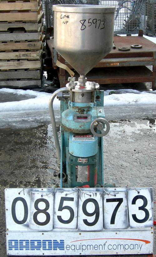 USED: Greerco vertical colloid mill, model W250V-B, 304 stainlesssteel. Jacketed housing. Approx 2" diameter rotor, adjustable gapsettings, peripheral velocity 78 ft/sec. Rated approx 20 gallons perm...