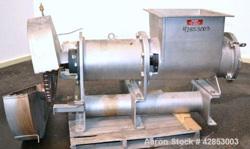 Used Rietz Bepex Extructor, Model RE-15-K7E328, 304 Stainless Steel. 14" Diameter blade. End orifice plate. 24’’ x 22’’ Top feed hopper. Driven by a 25 hp 3/60/230/460 volt, 1775 rpm gear motor, no r...