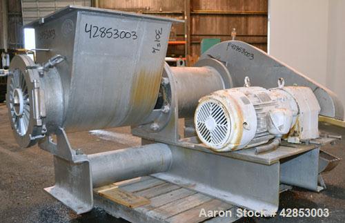 Used Rietz Bepex Extructor, Model RE-15-K7E328, 304 Stainless Steel. 14" Diameter blade. End orifice plate. 24’’ x 22’’ Top feed hopper. Driven by a 25 hp 3/60/230/460 volt, 1775 rpm gear motor, no r...