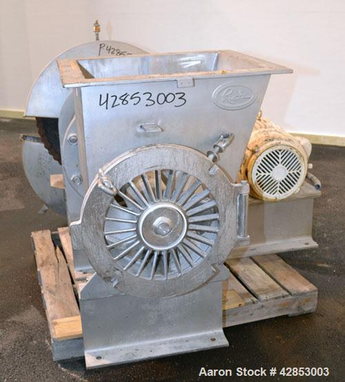 Used Rietz Bepex Extructor, Model RE-15-K7E328, 304 Stainless Steel. 14" Diameter blade. End orifice plate. 24’’ x 22’’ Top feed hopper. Driven by a 25 hp 3/60/230/460 volt, 1775 rpm gear motor, no r...