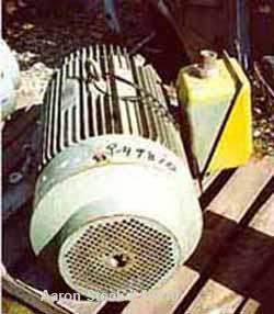 Used Rietz Vertical Disintegrator, Model RD18, Carbon Steel. Chamber measures approximately 18" diameter x 16" deep.  Screen perforations 7/16" diameter. Driven by a 150 hp, 3/60/230/460 volt, 3530 r...