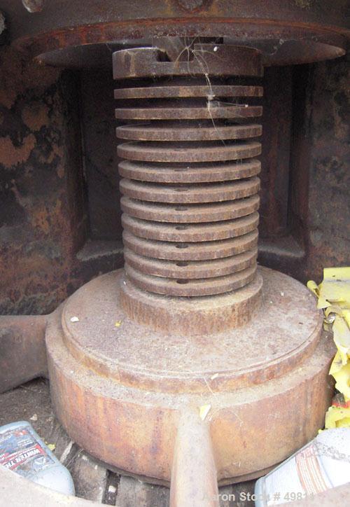 Used Rietz Vertical Disintegrator, Model RD18, Carbon Steel. Driven by a 150 hp 3/60/230/460 volt, 3530 rpm motor.  Includes a 24" diameter discharge hopper.