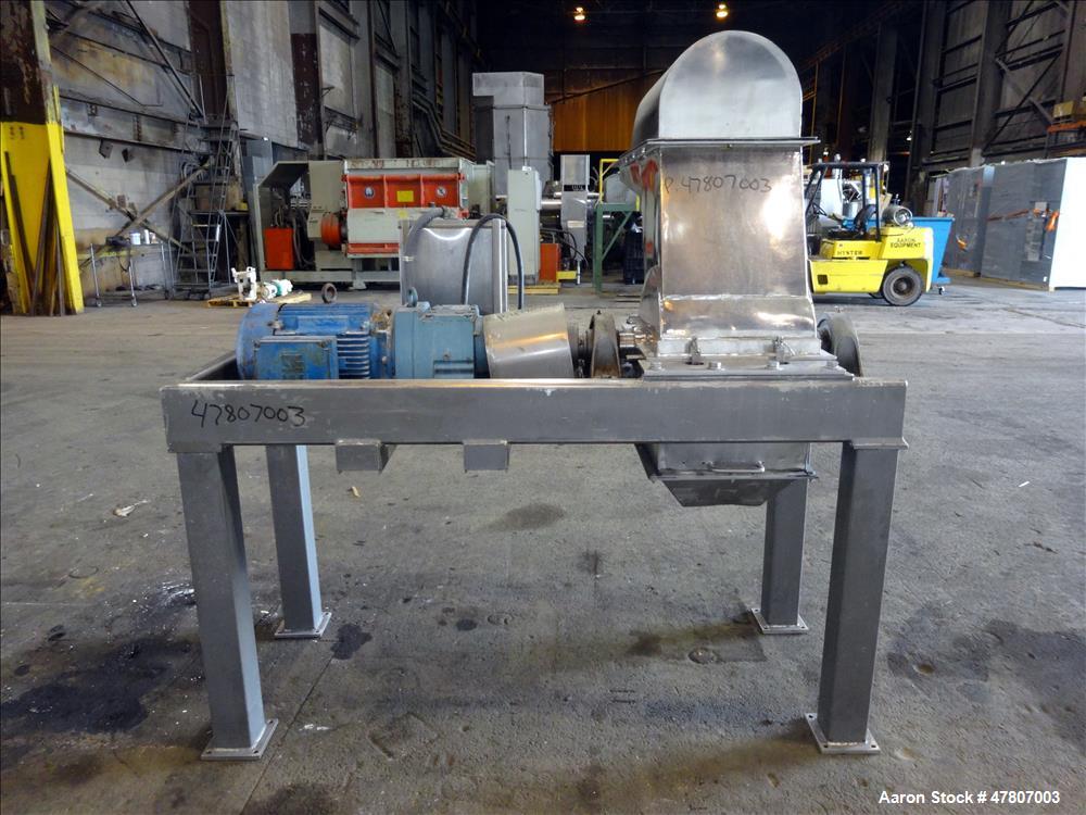 Used Fitzpatrick GuiloRiver, Model 14LX14D, 304 Stainless Steel. 14" Diameter x 14" wide rotor with riving pins. 16" x 15" Feed with a hinged pelican feed hopper, hinged bottom discharge with approxi...