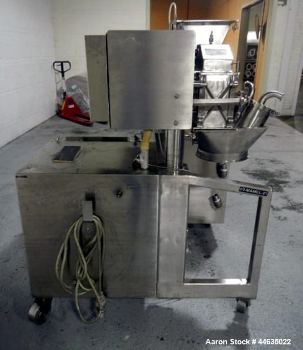 Used Fitzpatrick Fitzmill, Model D6A. 316 Stainless steel product contact surfaces, 304 stainless steel non product contact surfaces, cantilevered design, mirror internal finish, fixed blades with 7....