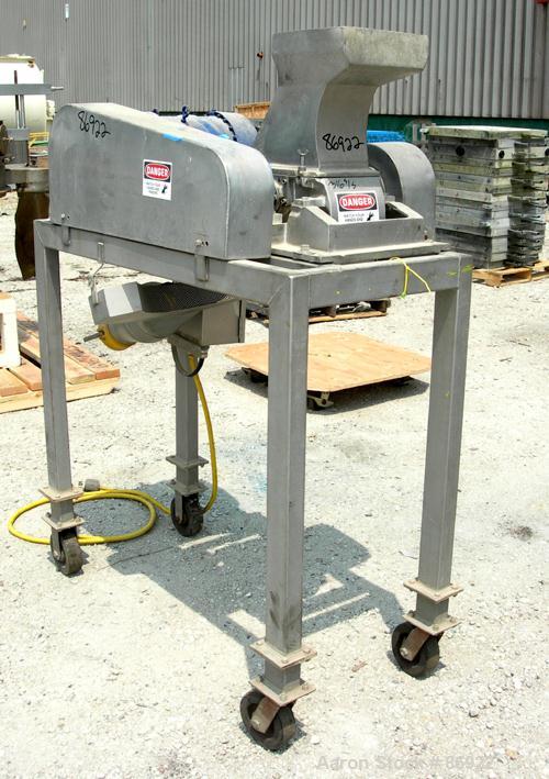 Used Fitzpatrick Fitzmill, Model DAO6, 316 Stainless Steel. (16) double impact swinging blades, 6" x 11" cutting chamber, bottom screen. 304 stainless steel gravity feed throat. Driven by a 7.5 HP, 3...