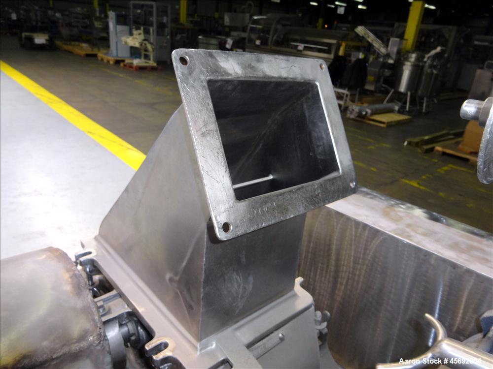 Used Fitzpatrick Fitzmill, Model DAS06. (16) Impact/knife swinging blades, driven by 5 hp, 3/60/208-230/460 volt, 1755 rpm motor. 6" x 11" Cutting chamber, gravity feed throat, bottom screen. (1) 2-1...
