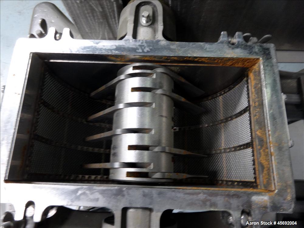 Used Fitzpatrick Fitzmill, Model DAS06. (16) Impact/knife swinging blades, driven by 5 hp, 3/60/208-230/460 volt, 1755 rpm motor. 6" x 11" Cutting chamber, gravity feed throat, bottom screen. (1) 2-1...