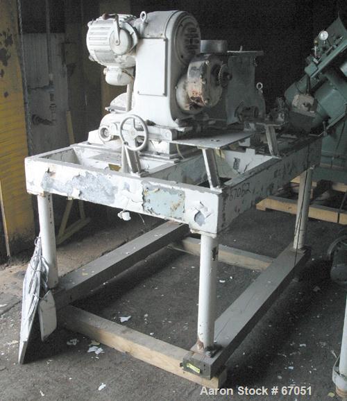 Used Fitzpatrick Fitzmill, Model DASO6, 304 Stainless Steel. 16 Double sided fixed knife 410/16/20 stainless steel blades, 6" x 11" cutting chamber, 3" diameter x 16" long screw feed, 12" x 12" x 12"...