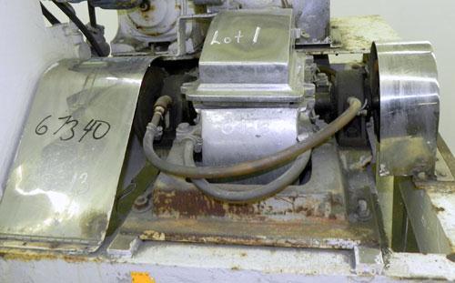 Used Fitzpatrick Fitzmill, Model DASO6, 316 Stainless Steel. (16) Knife rotor with code 575 fixed knife/impact 410/16/20 stainless steel blades. 6" x 11" Water cooled cutting chamber, 3" diameter x 1...