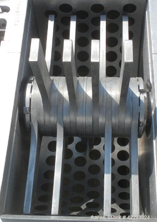 Used Fitzpatrick Fitzmill, model DASO6, 316 stainless steel. (16) 410/16/20 stainless steel fixed double impact stainless steel blades. 6" x 11" cutting chamber, gravity feed throat, bottom screen. D...