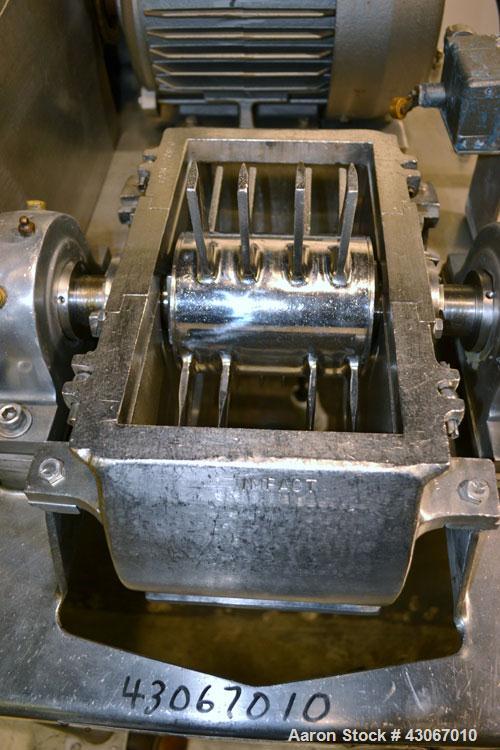 Used Fitzpatrick Fitzmill, Model DASO6, 304 Stainless Steel. (16) Knife/Impact fixed 316 stainless steel blades. 6" x 11" Cutting chamber.Requires a top feed throat and bottom screen. Mill driven by ...