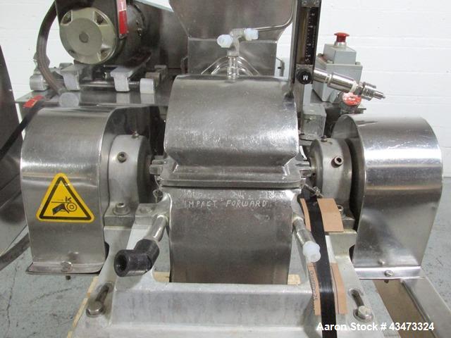 Used Fitzpatrick Fitzmill, Model DASO6. Stainless steel construction, fixed knives, jacketed cover and mill housing, screw feed driven by 0.25hp, 230/460 volt XP variable speed drive, on stainless st...
