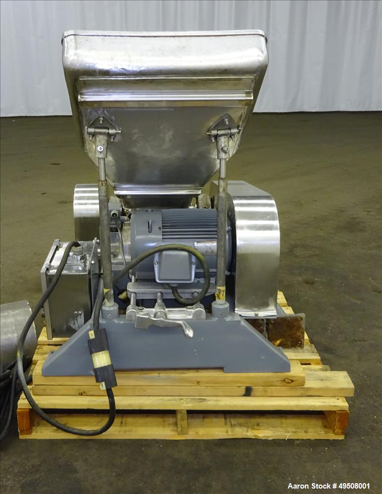 Used Fitzpatrick Fitzmill, Model DASO6, Stainless Steel. (16) Fixed impact/knife 410 stainless steel blades. Approximate 6" x 11" cutting chamber, 304 stainless steel. 316 Stainless steel top cover. ...