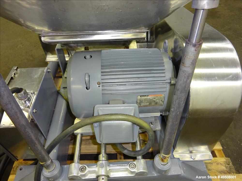 Used Fitzpatrick Fitzmill, Model DASO6, Stainless Steel. (16) Fixed impact/knife 410 stainless steel blades. Approximate 6" x 11" cutting chamber, 304 stainless steel. 316 Stainless steel top cover. ...