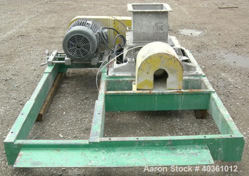 Used Fitzpatrick Fitzmill, Model FASO12, 316 Stainless Steel. (24) 410 Stainless steel fixed double knife blades. 11" x 13" jacketed cutting chamber, bottom screen. Gravity fed 304 stainless steel fe...