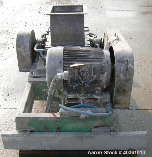 Used Fitzpatrick Fitzmill, Model FASO12, 316 Stainless Steel. (24) 410 Stainless steel fixed double knife blades. 11" x 13" jacketed cutting chamber, bottom screen. Gravity fed feed throat, water coo...