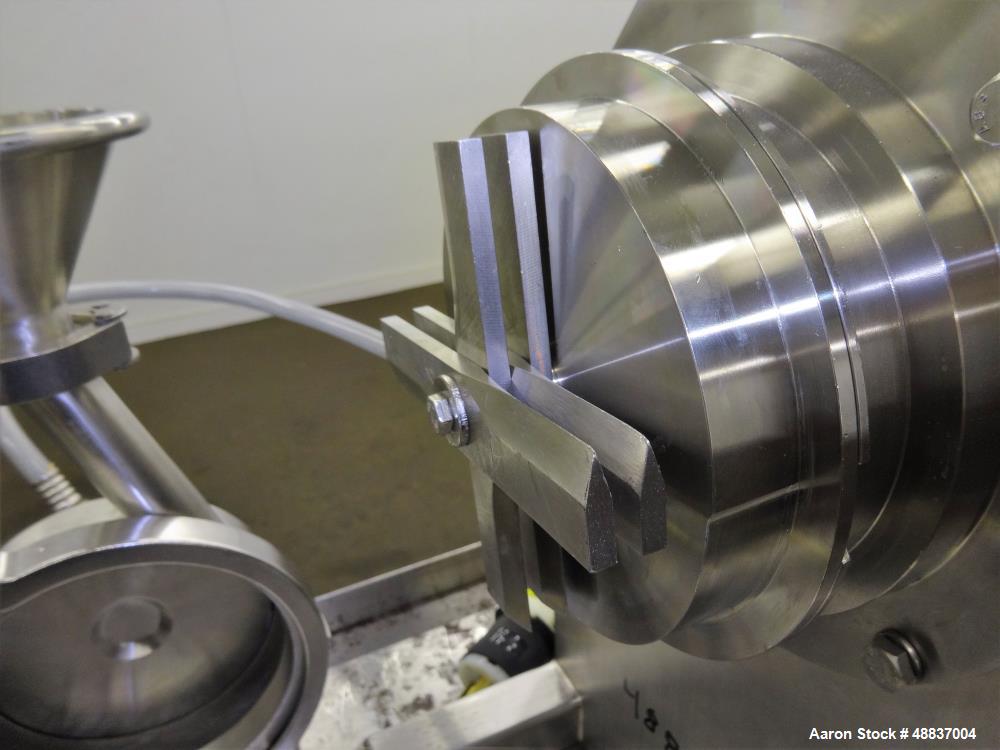 Used Fitzpatrick Laboratory Fitzmill, Model L1A, 316 Stainless Steel.