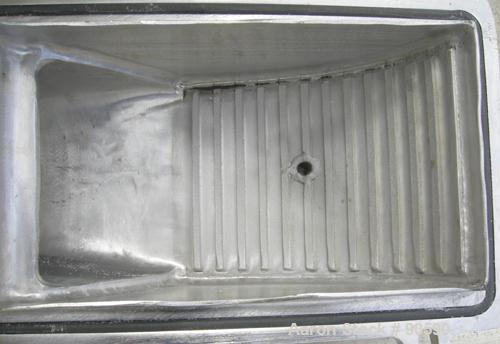 Used: Fitzpatrick fitzmill, model DASO6, 316 stainless steel. (16) fixed double sided 410 stainless steel impact blades, 6" x 11" cutting chamber. 4" diameter x 18" long screw feed with hopper, drive...
