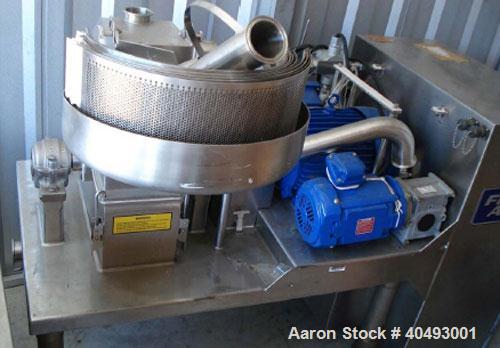 Used Fluid Air Mill production scale powder mill, model 007. Speed 500-7200 rpm, finished particle size mesh (micron) 10-400 (2000-27), throughput lbs(kg)/hour 2205 (1000), approximate weight 1,000 l...