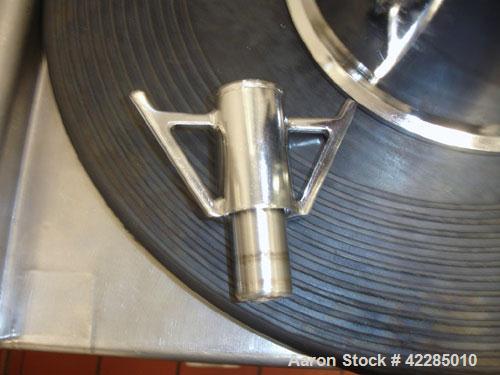 Used Jetpharma Jet Mill, Model MCJETMILL 50, Stainless Steel. Approximately 4’’ diameter. Rated .05-5 kg/hr, batch size 3g-20kg. Unit includes a Ktron twin screw feeder mounted in Isolation Solutions...