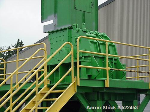 USED: Broer 1998 model 3536E shredder. 35" diameter rotor x 36" wide,vertical feed, 125 hp electric drive. Other motors available from60 - 250 hp. Swinging hammers can convert to fixed, sliding grate...
