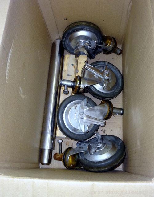 Used Quadro Comil, Model 194 Ultra, 316/304 Stainless Steel. Approximately 8" diameter impeller, with screens. Approximate capacity up to 4000 pounds an hour.  2" Tri-clamp top feed, bottom discharge...