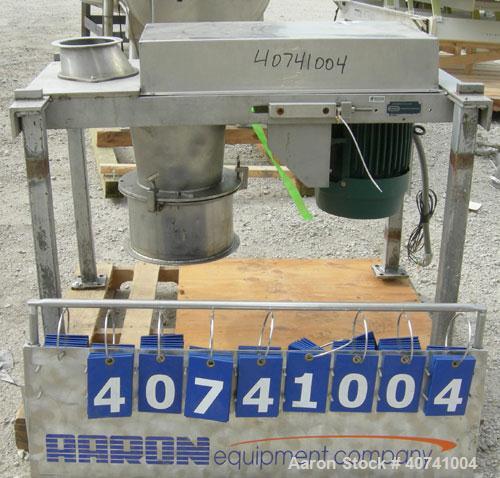 Used Quadro Comil, model 196, 304 stainless steel. Approximate 10" diameter screen, approximate capacity up to 8000 pounds an hour. Top feed, bottom discharge. Includes screen and beater bar. Driven ...