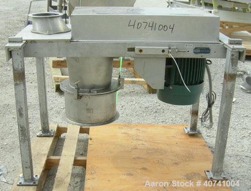 Used Quadro Comil, model 196, 304 stainless steel. Approximate 10" diameter screen, approximate capacity up to 8000 pounds an hour. Top feed, bottom discharge. Includes screen and beater bar. Driven ...