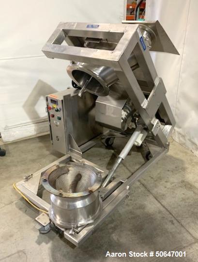 Used - Quadro Comil Model 196, 304/316 Stainless Steel, 8,000 Lbs/Hr Capacity, 10 HP