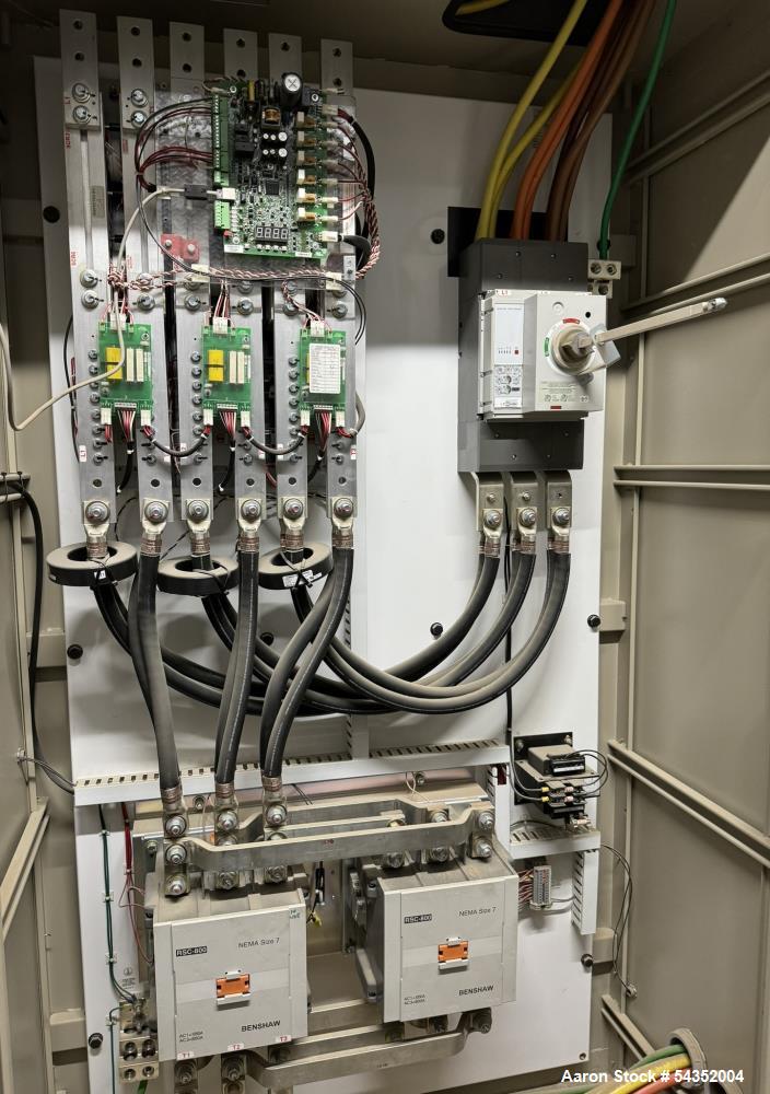 Used Schutte 44 Series Circ-U-Flow Hammermill, Model 44-60-301B-1, Serial# 2102057. With approximate 3/8" thick hammers, infeed hopper with magnets, Benshaw panel, 500hp motor.