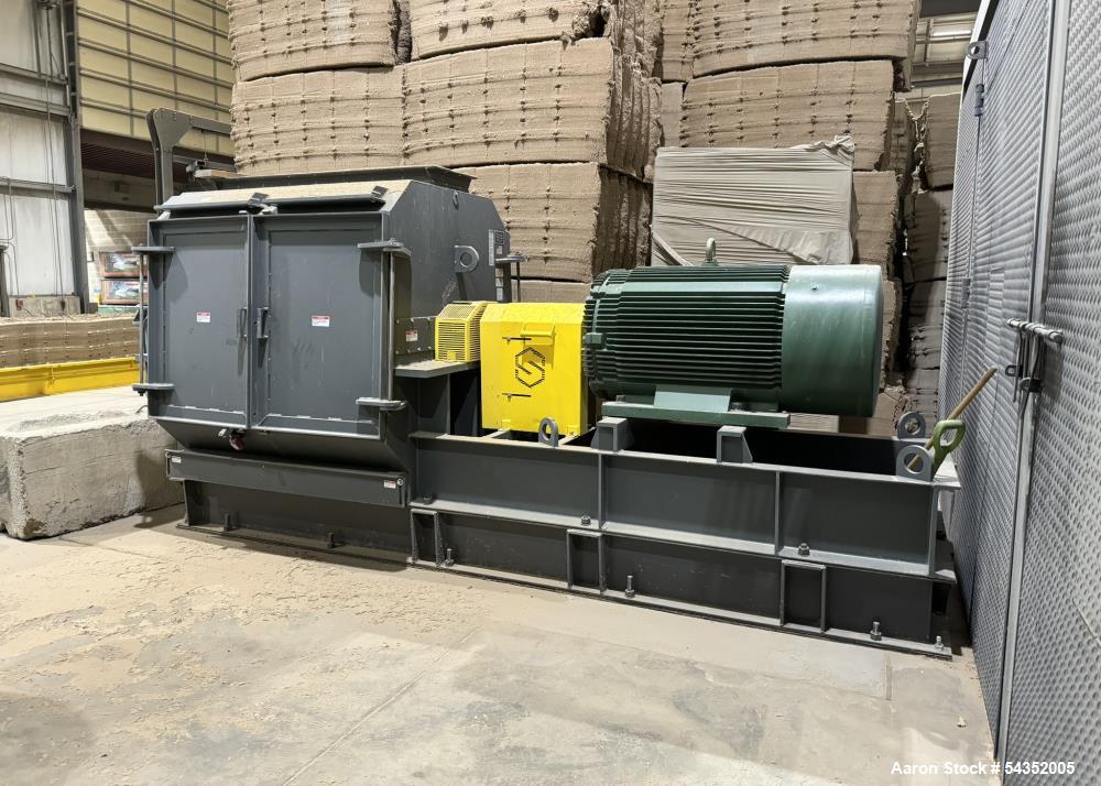 Used Schutte Hammermill, Model 44-60-301B-1, Serial# 2105014. With approximate 1/2" thick hammers, panel, 500hp motor. Not Installed.