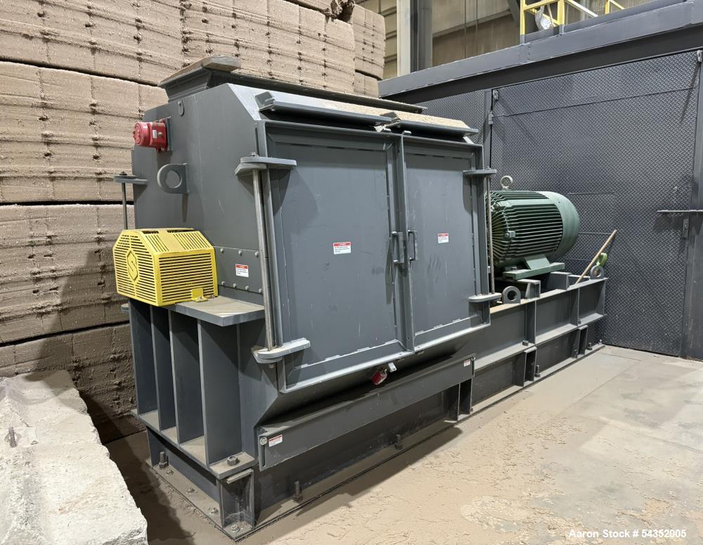 Used Schutte Hammermill, Model 44-60-301B-1, Serial# 2105014. With approximate 1/2" thick hammers, panel, 500hp motor. Not Installed.