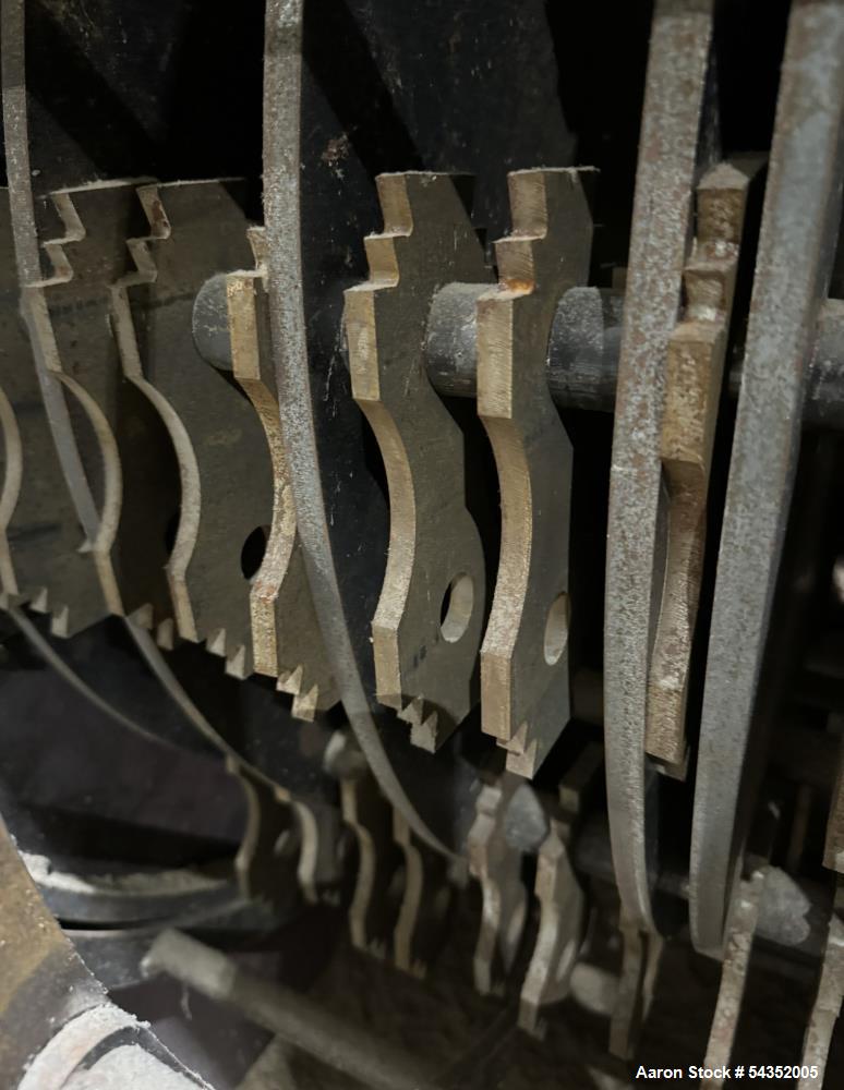 Used Schutte Hammermill, Model 44-60-301B-1, Serial# 2105014. With approximate 1/2" thick hammers, panel, 500hp motor. Not Installed.