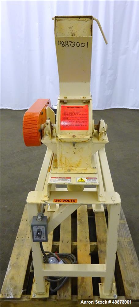 Used Schutte Buffalo W Series Laboratory Scale Hammer Mill, Model W6H, Carbon S