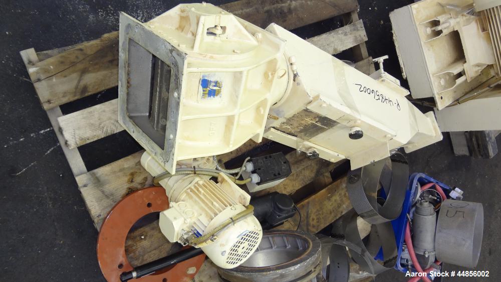 Used Hosokawa Alpine UPZ Fine Impact Mill, Model 250 UPZ, Carbon Steel. (1) Swing type beater with (8) bolt on tip blades, (1) approximate 9" diameter x 5" deep sieve ring with screen. 3" x 4-1/2" To...