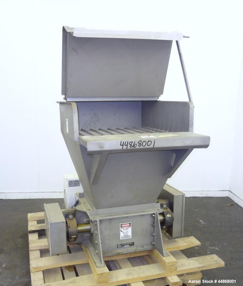 Used Machine & Process Design Dual Rotor Crusher Lump Breaker, 304 Stainless Steel. Approximate 18" x 18" feed throat with a top mounted hopper with safety grate and hinged charge port section. (2) C...